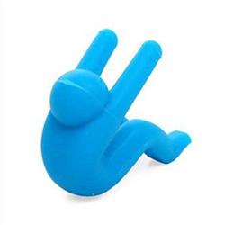 Pot Lid Holder Silicone Anti Overflow Spill Tool Pot Small Person Shape Bracket for Chopsticks Kitchenware Color Random (3)