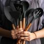 Z&I Non-Stick Shovel Spoon Tool Set Shovel Soup Fishing Spoon Green Cooking Silicone Wooden Handle Kitchenware(08)