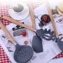 Kitchen Silicone Kitchenware Set of 6 High Temperature Wood Handle Silicone Nonstick Cookware Spoon Shovel Suitable for baking